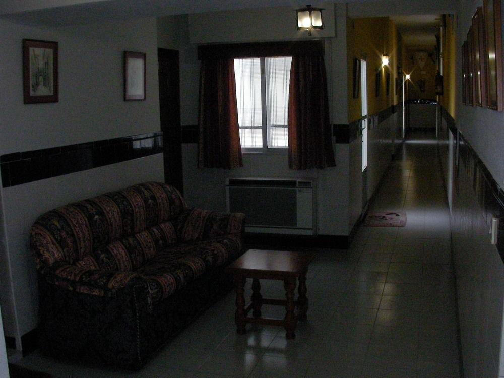 Hostal Trujillo Exteriör bild