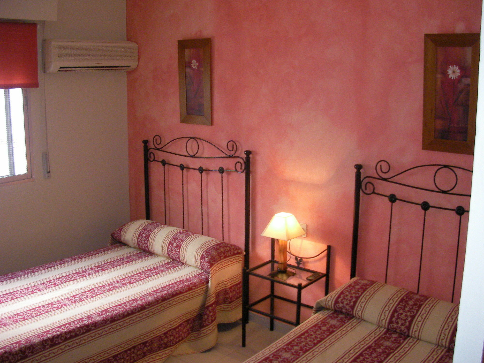 Hostal Trujillo Exteriör bild